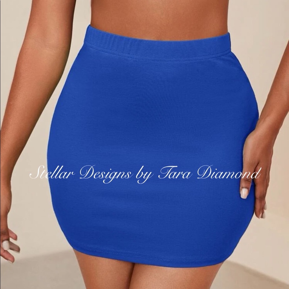 79. Stellar Bodycon mini skirt🌙
